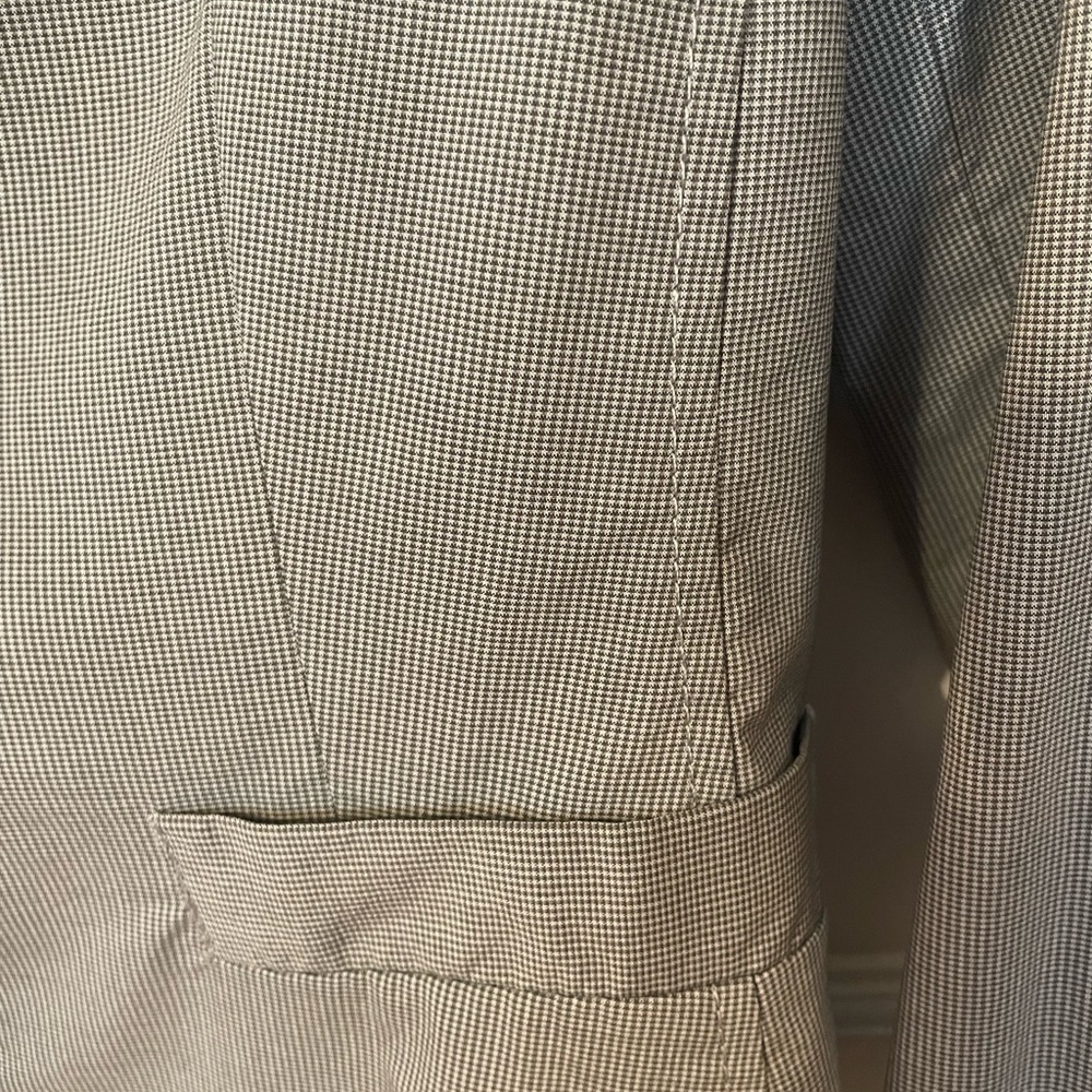 SALE! Banana Republic women’s blazer, grey, fitted, cotton. Size 2. - Picture 4 of 9